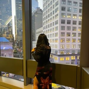 Meet your Posher, Leslie